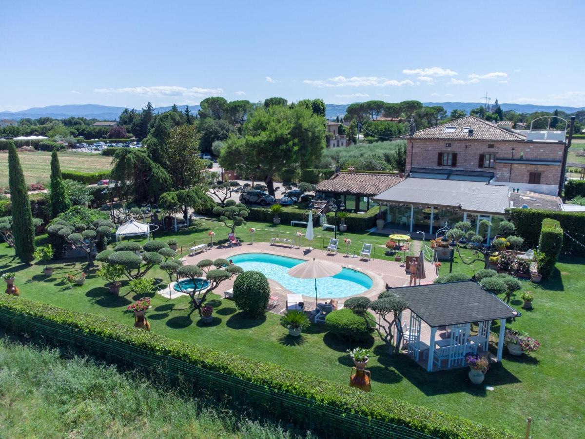 Unica Assisi Agri-Charming House Bed and Breakfast Eksteriør billede