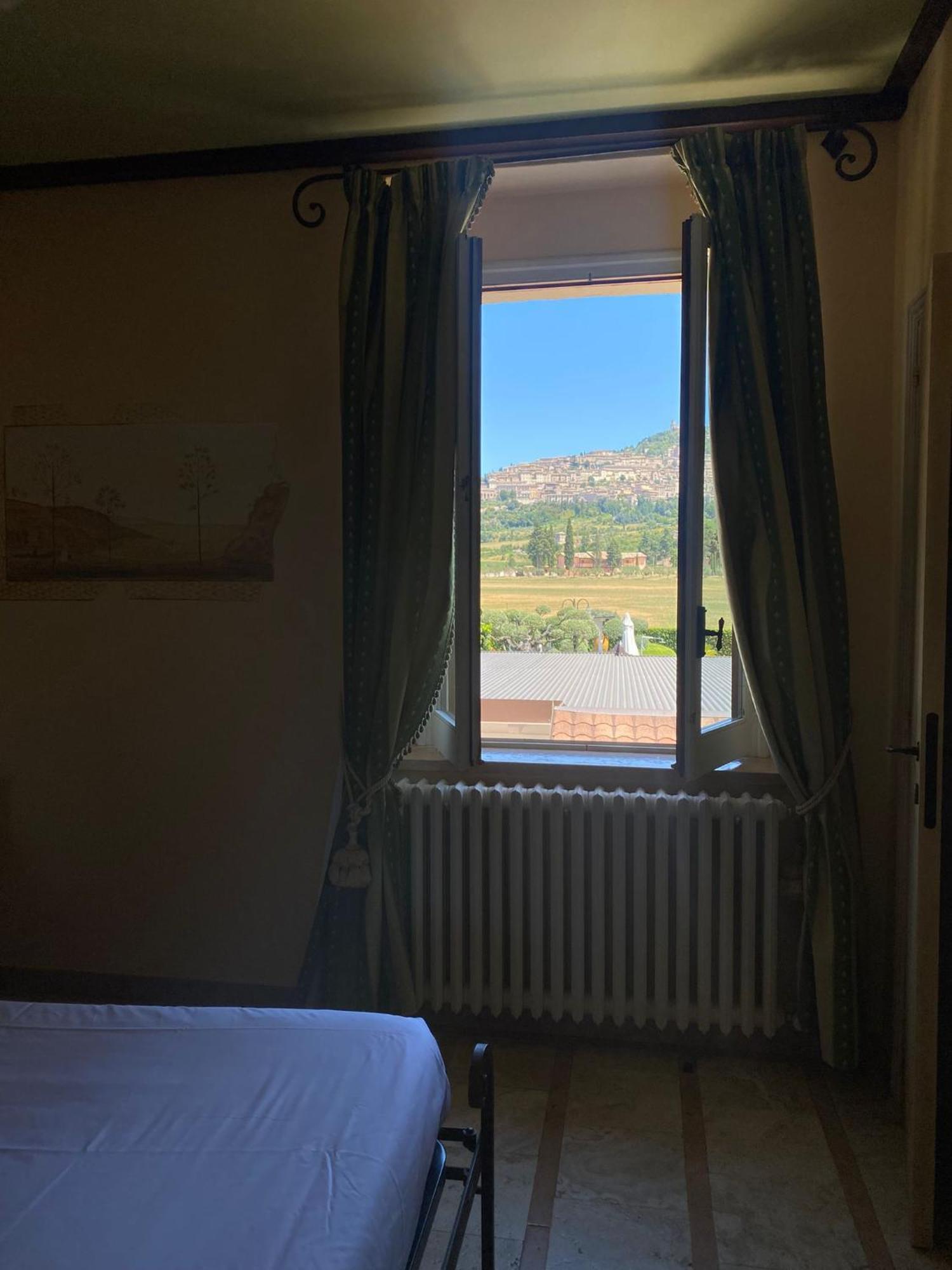 Unica Assisi Agri-Charming House Bed and Breakfast Eksteriør billede