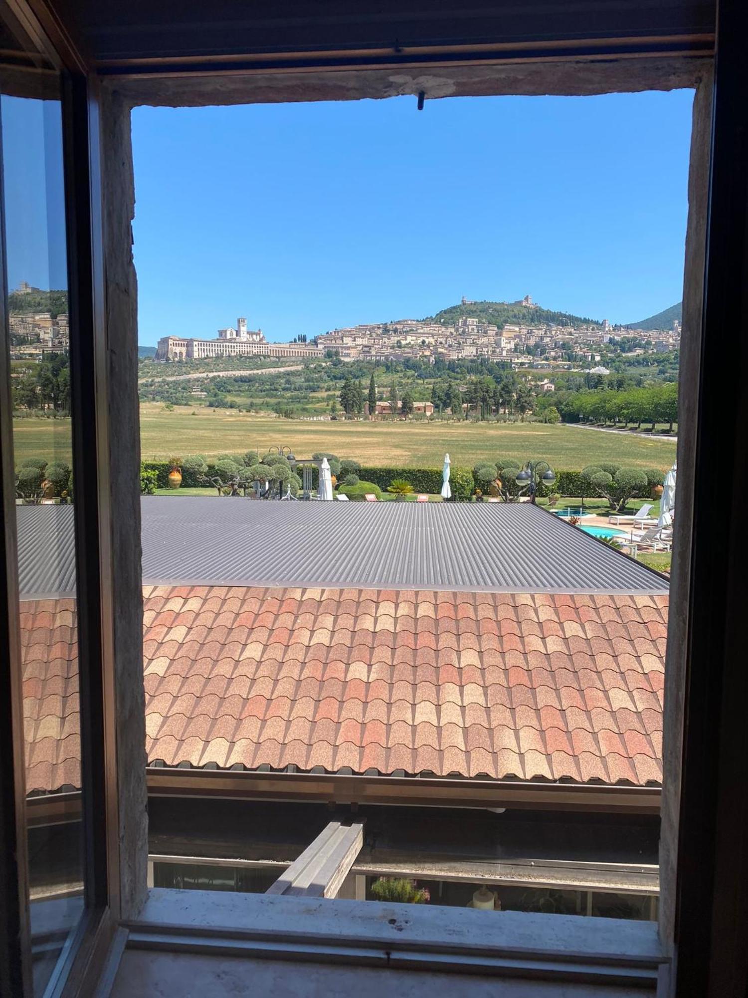 Unica Assisi Agri-Charming House Bed and Breakfast Eksteriør billede